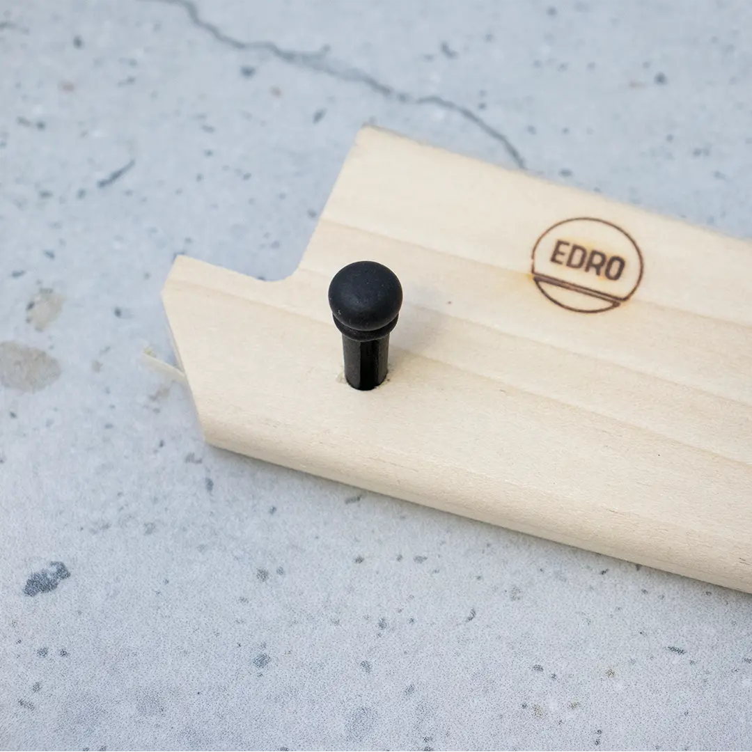 Sheath (saya) Pin