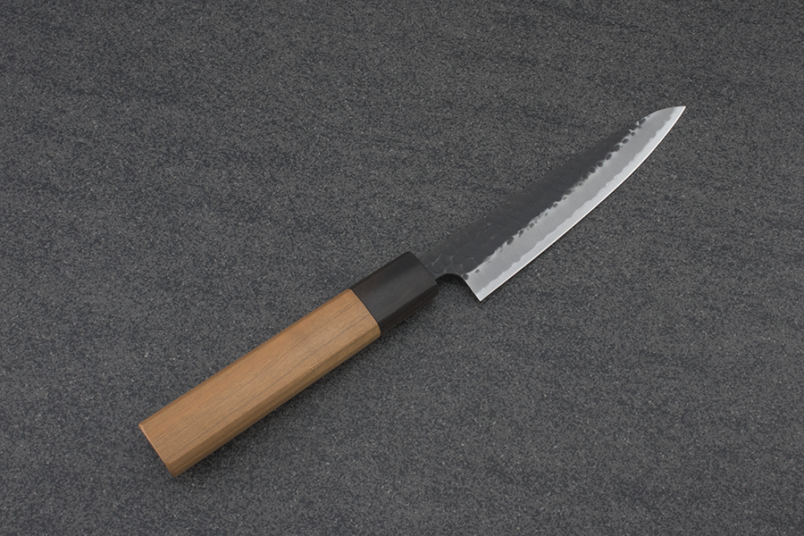 Hitohira Futana Petty (Utility Knife) Kuro, Tsuchime, 135mm